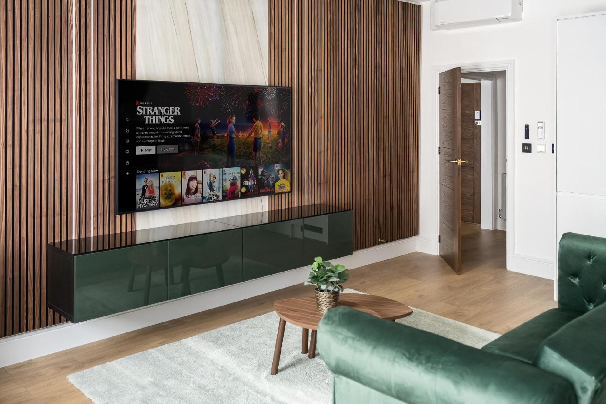 Luxury Large In * London