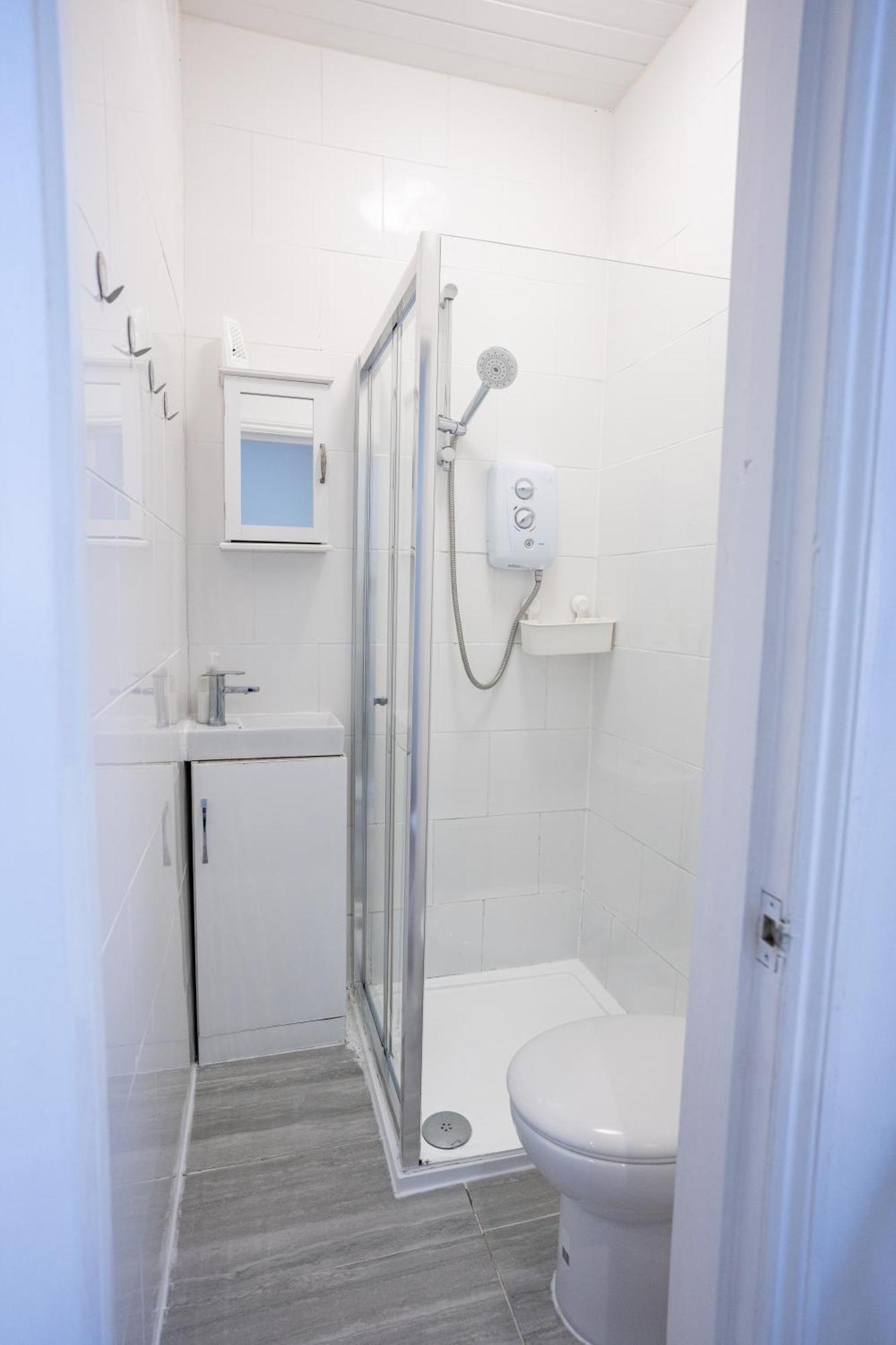 Appartement Beautiful Flat In Hackney Next To Overground Station Londen