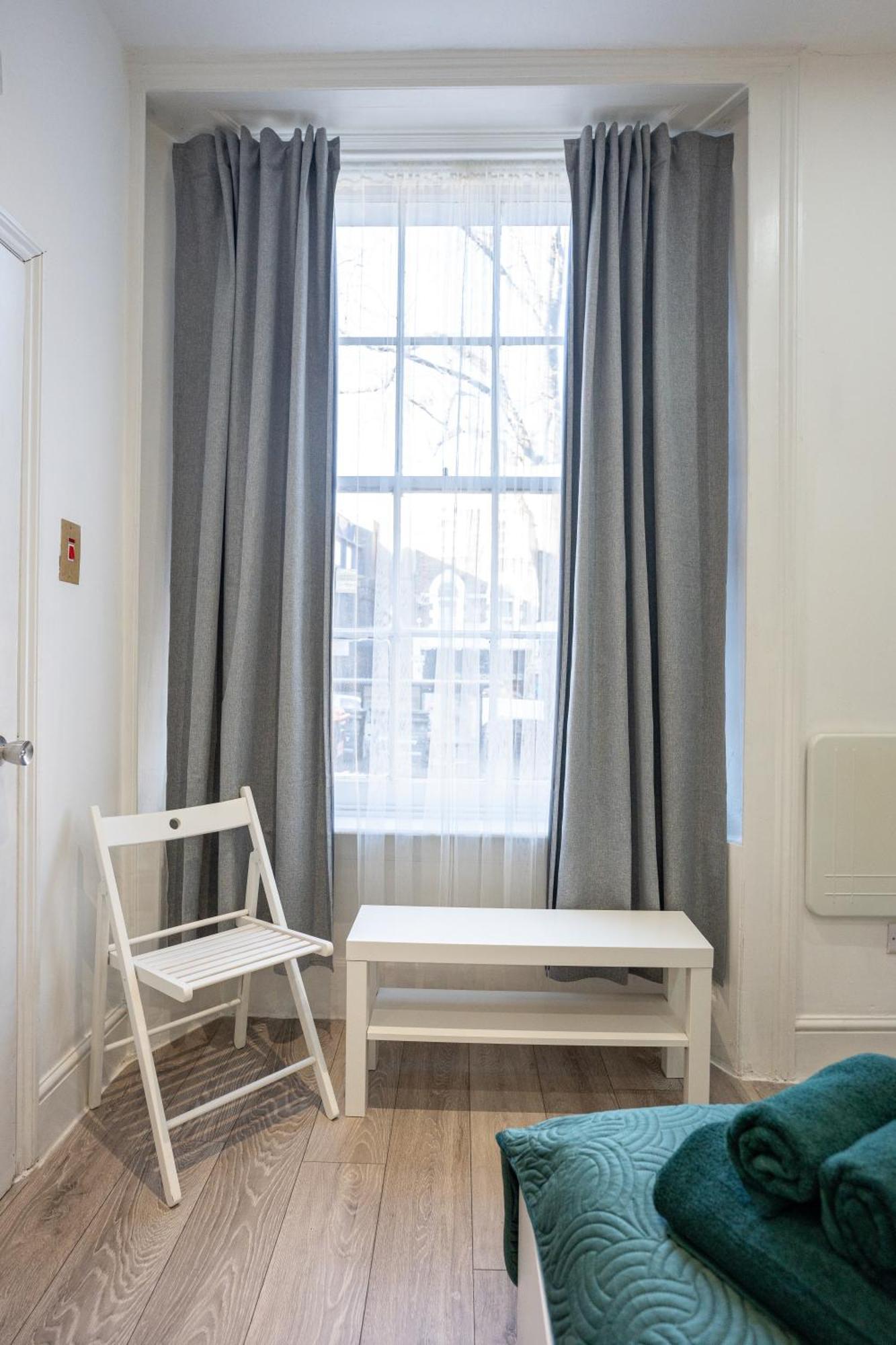 Beautiful Flat In Hackney Next To Overground Station Appartement Londen