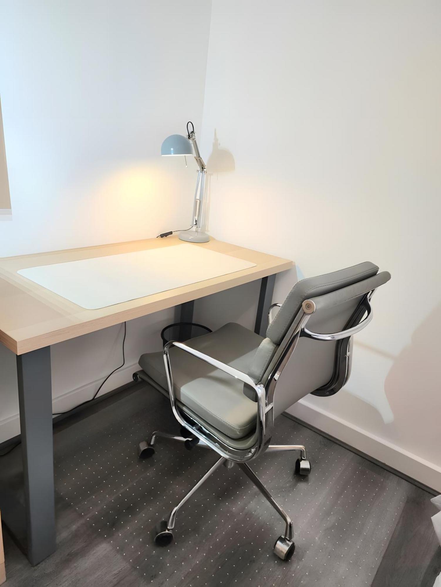 Brand New Flat - Canary Wharf Apartment *