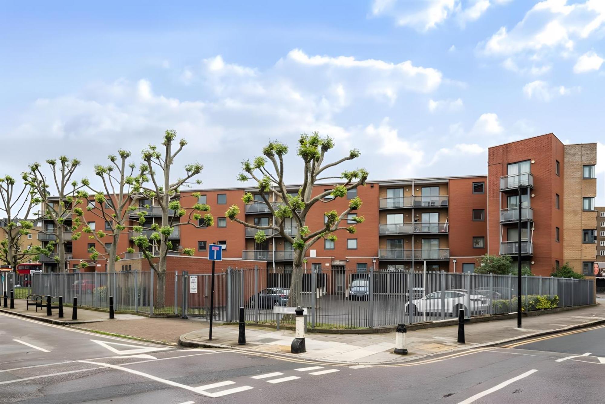 Brand New Flat - Canary Wharf London