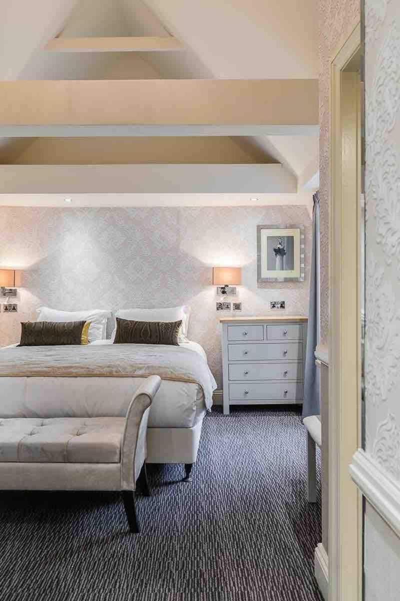 The Leonard London