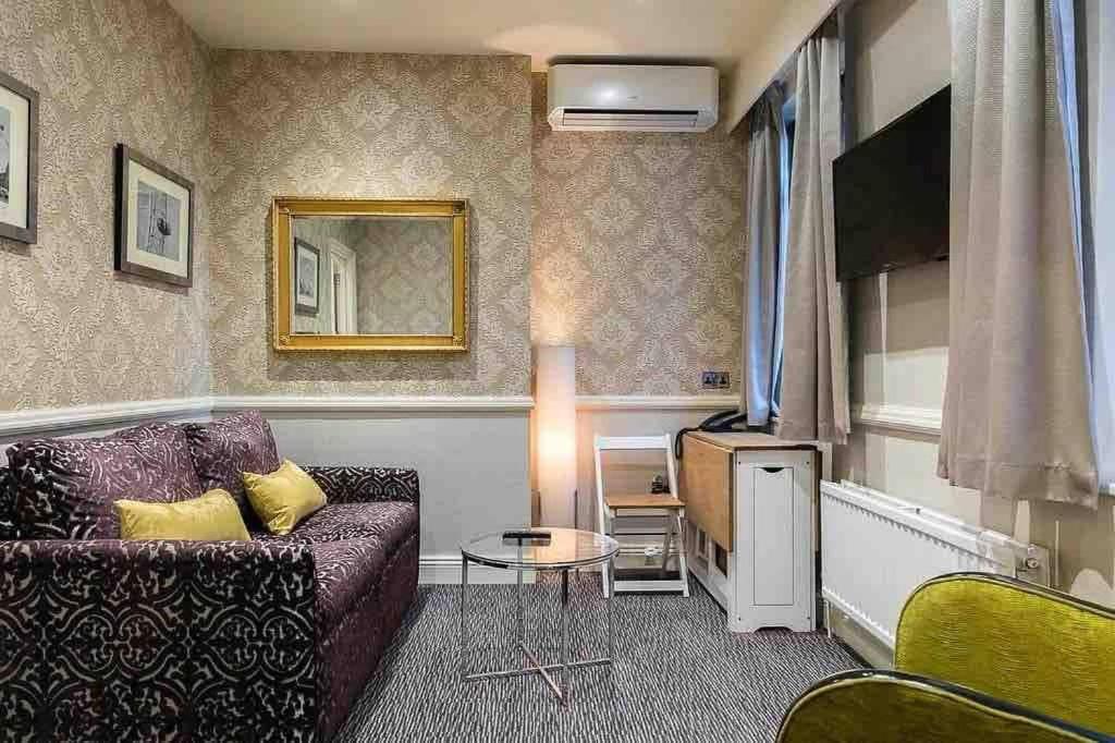 The Leonard Apartment London