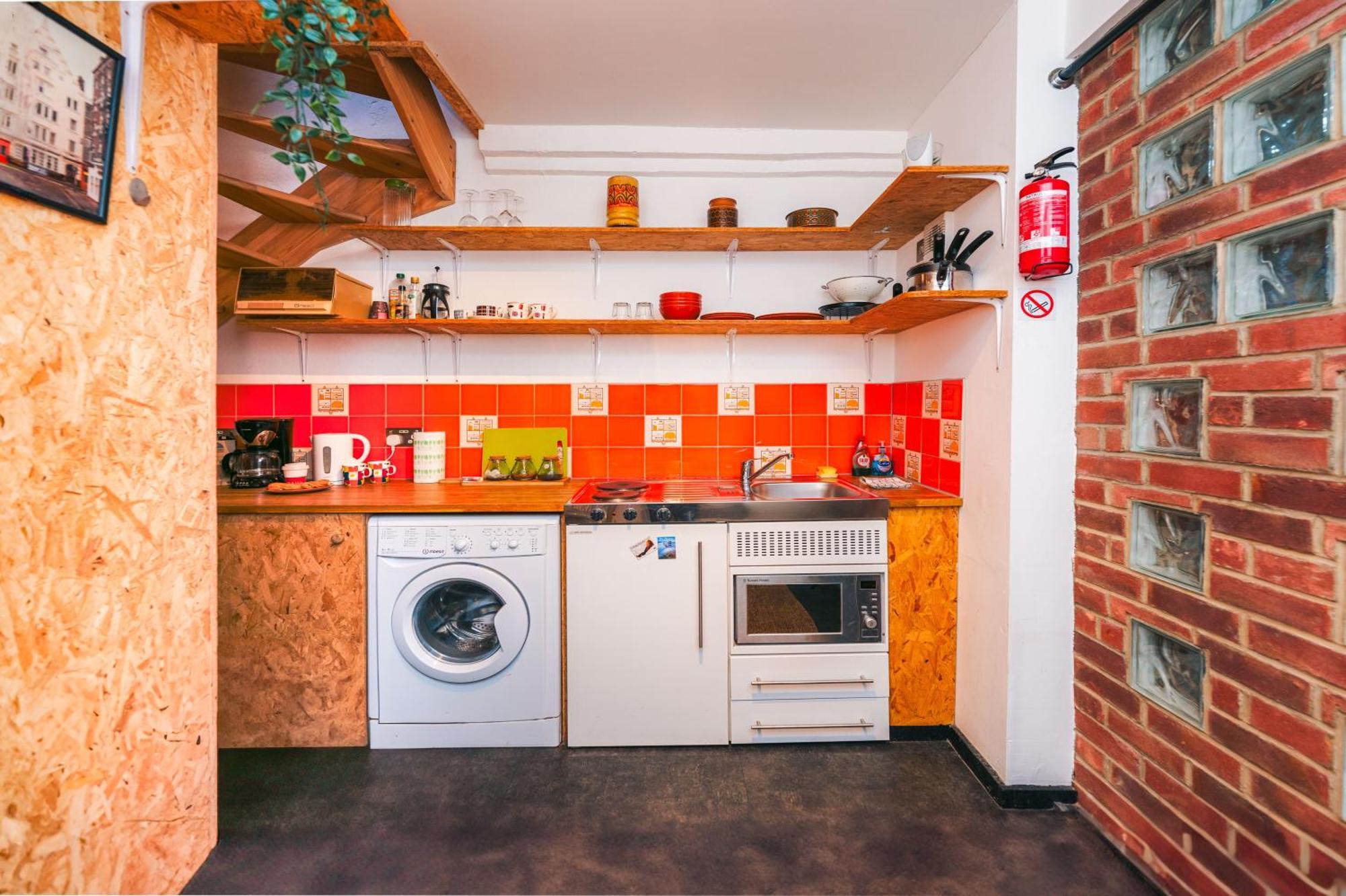 Quirky And Cosy Soho Stables House
