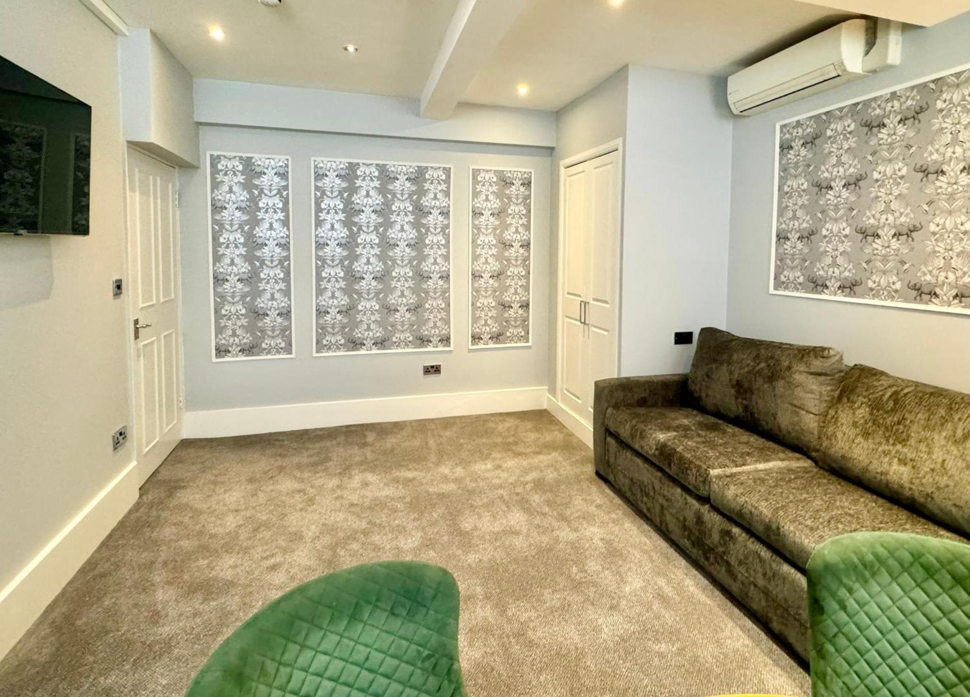 Apartment The Leonard