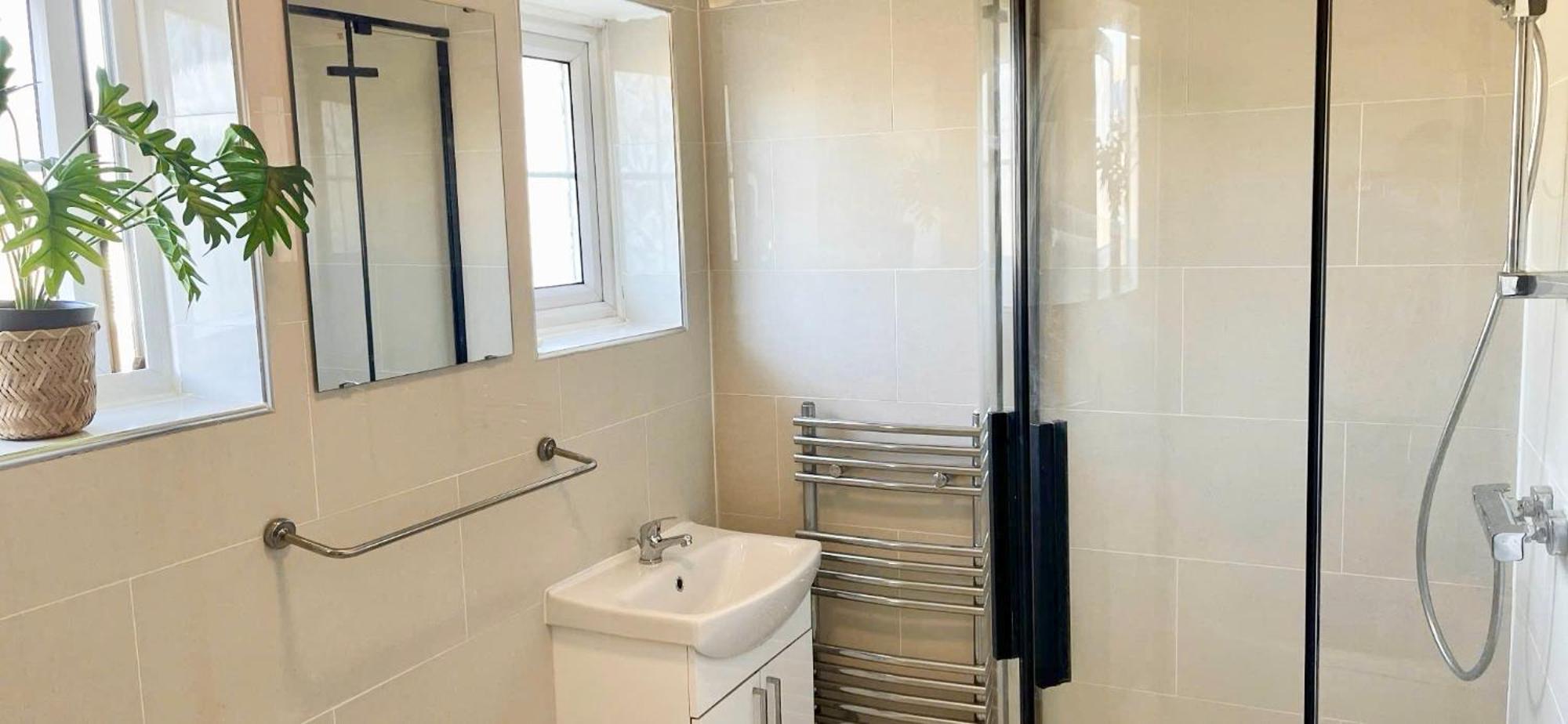 Cosy House Tower Bridge Station Walk Holiday home