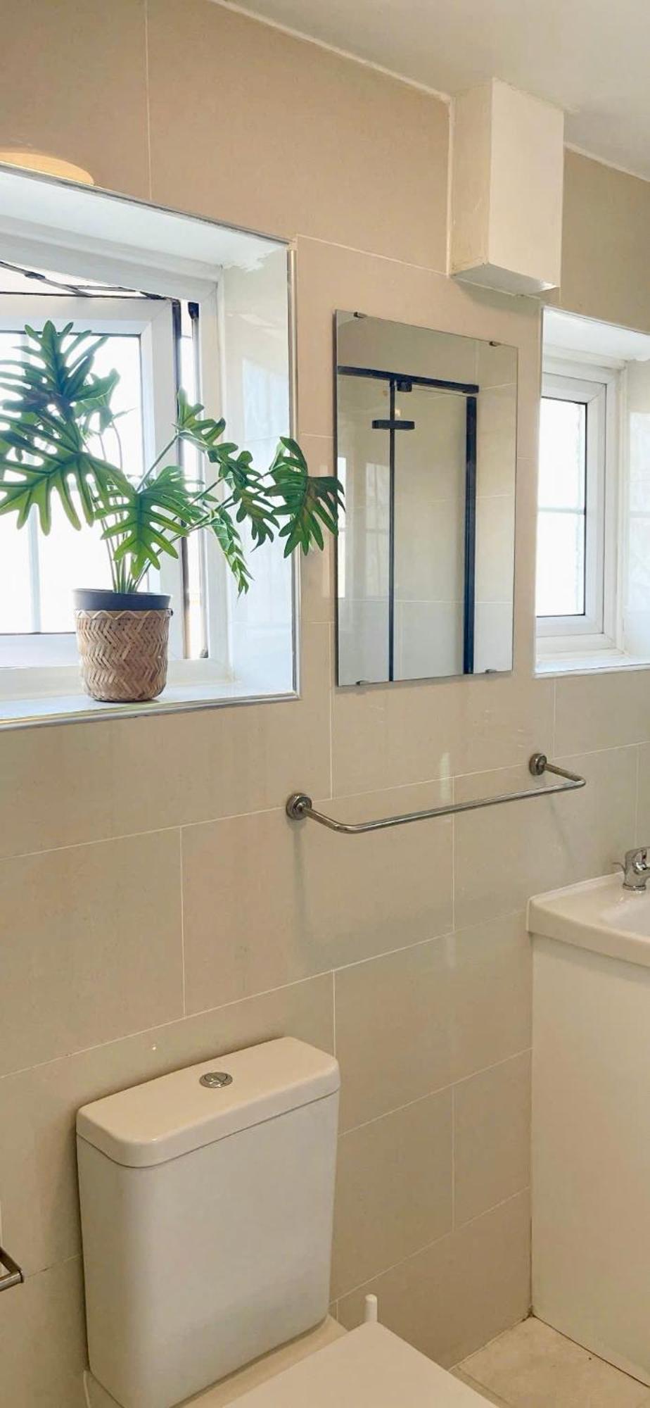 Cosy House Tower Bridge Station Walk Holiday home *