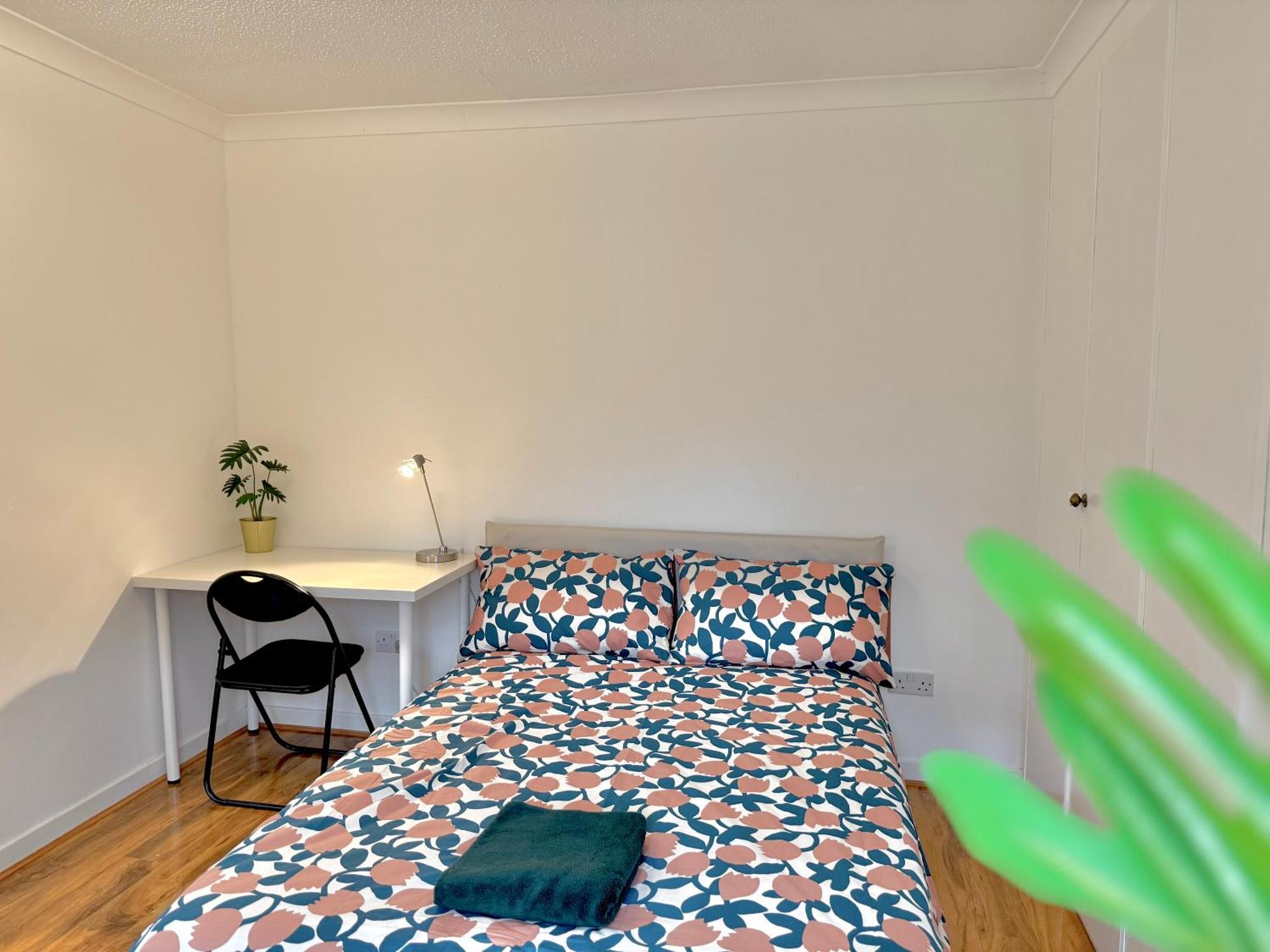 Holiday home Cosy House Tower Bridge Station Walk London