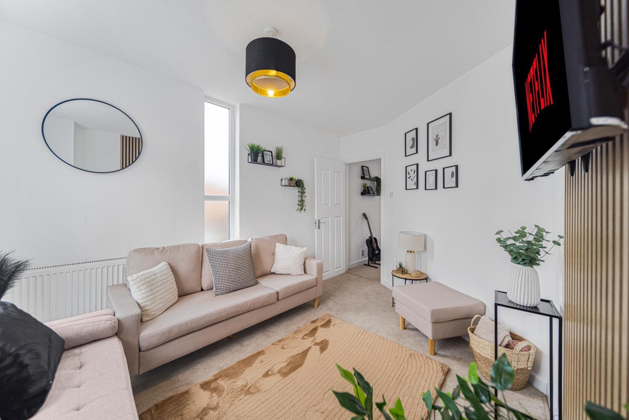 Wembley Stadium Free Parking Holiday home