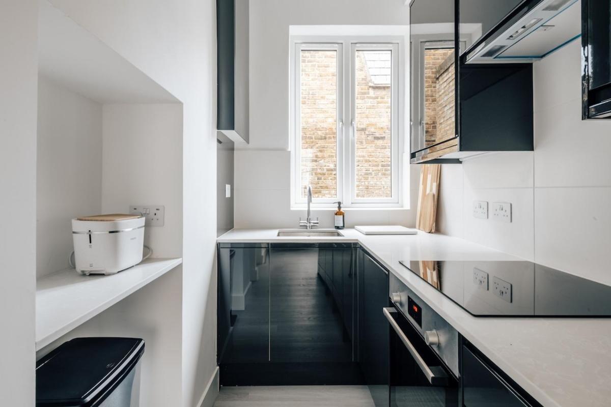 Luxury Escape - 7 Ivor Place Apartment