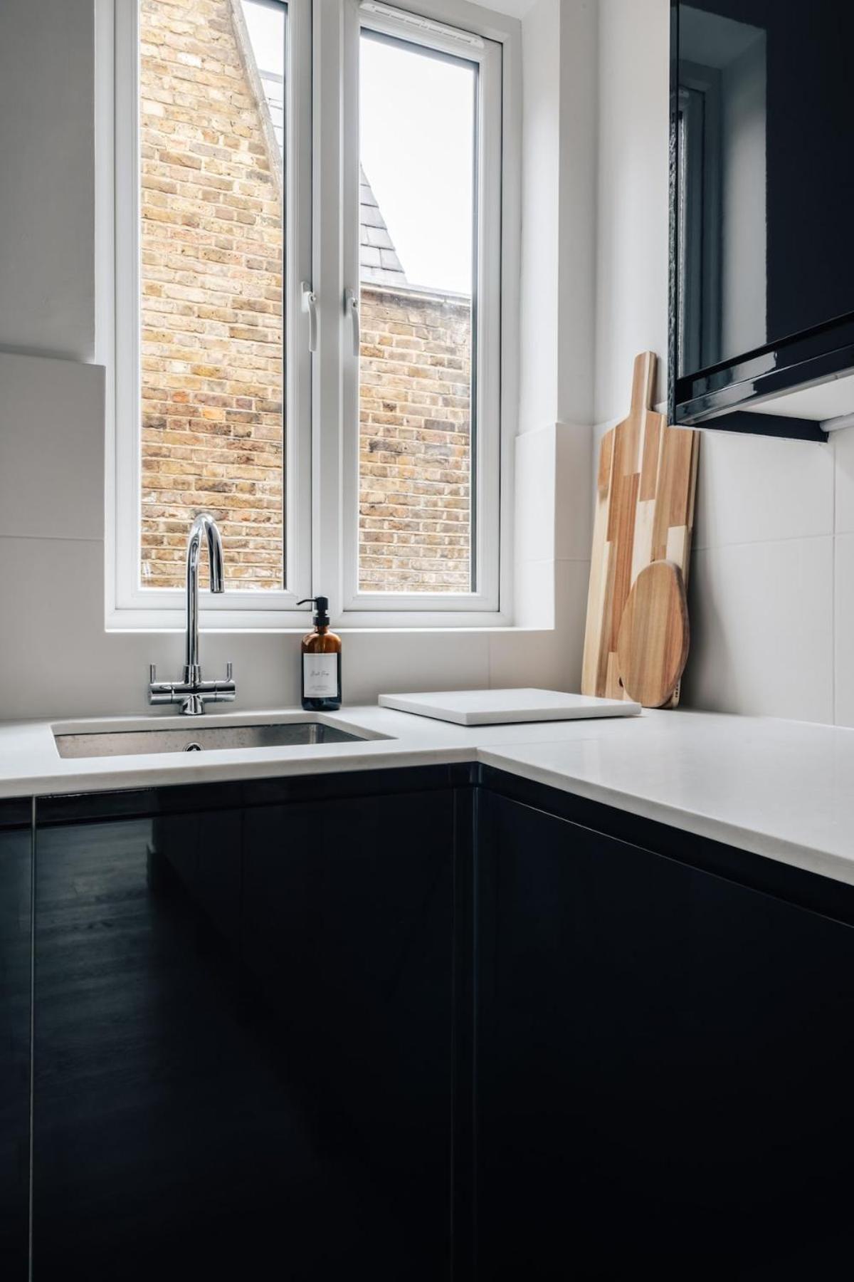Apartment Luxury Escape - 7 Ivor Place *