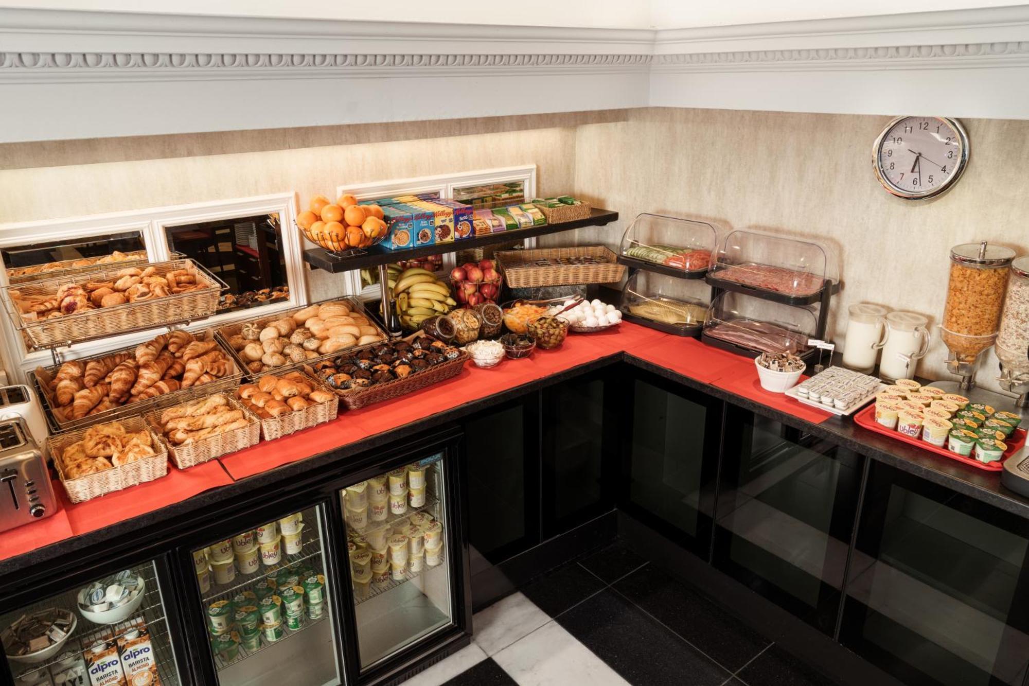 Royal Eagle Hotel 3*