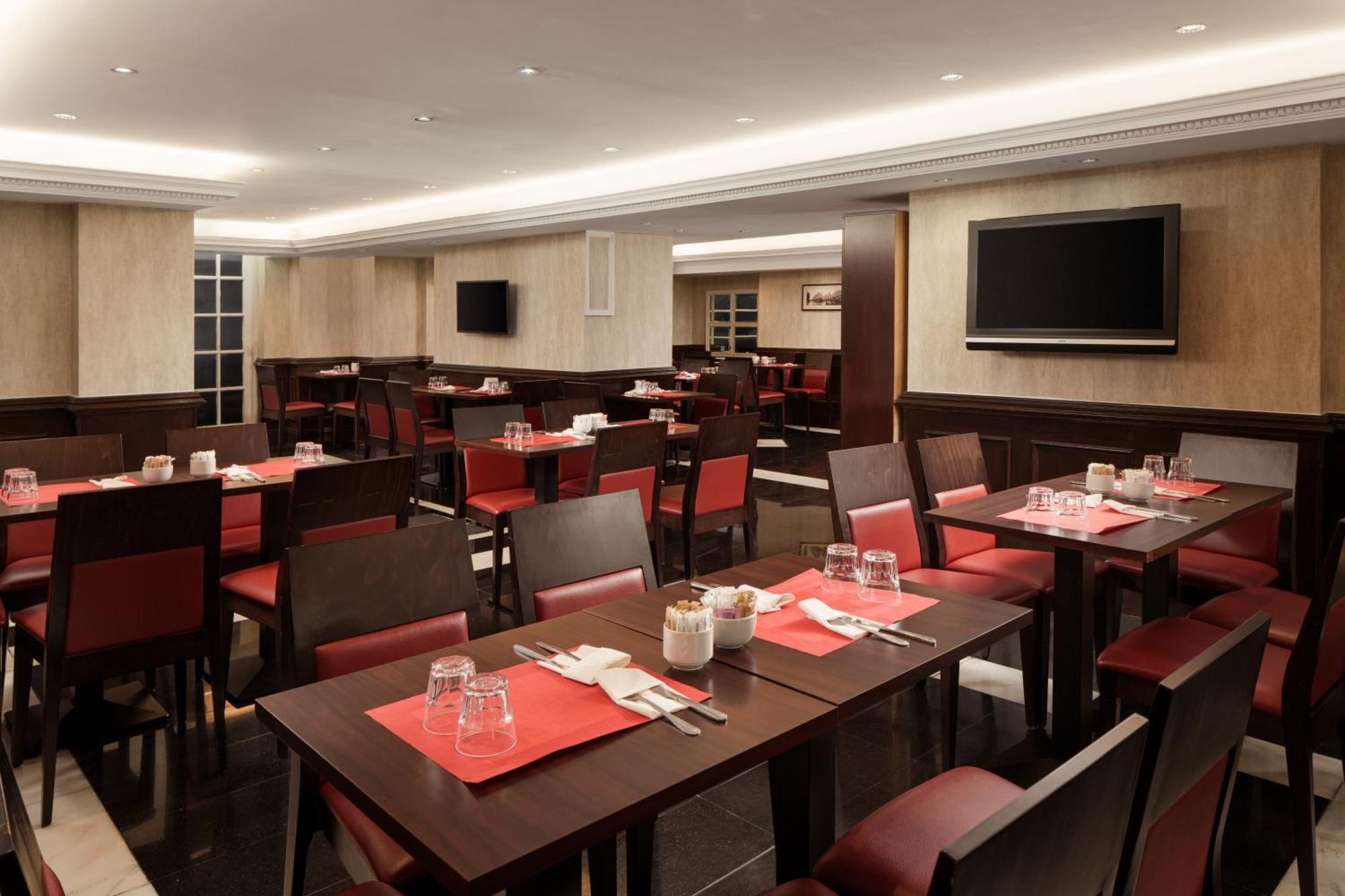Royal Eagle Hotel London