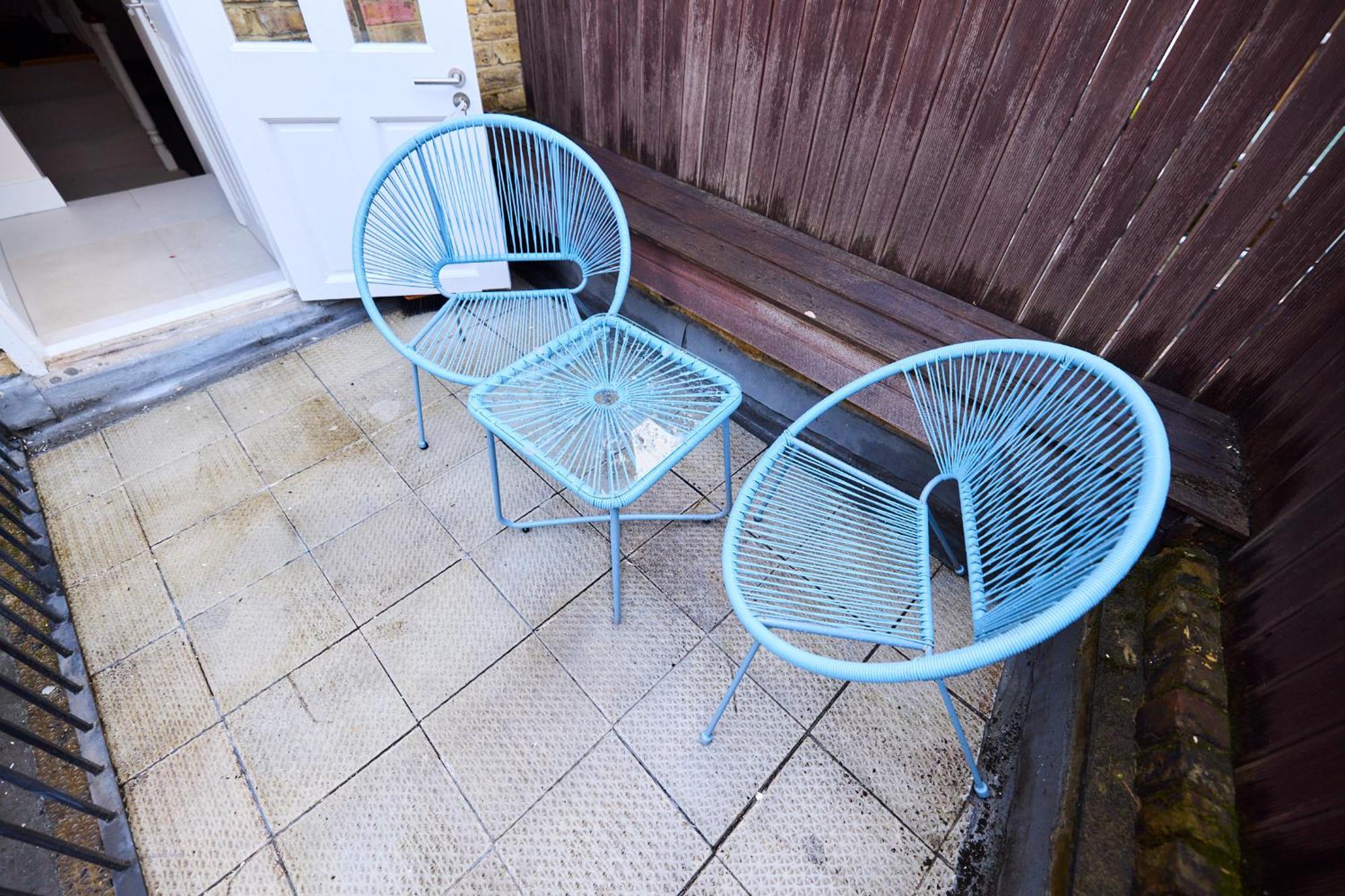 The Chelsea Nest - Stylish 2bdr With Balcony