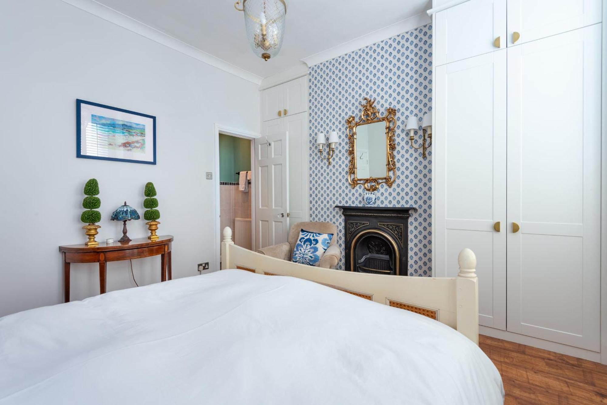 Holiday home Stylish 2-bed 2-bath With Garden In Tooting London