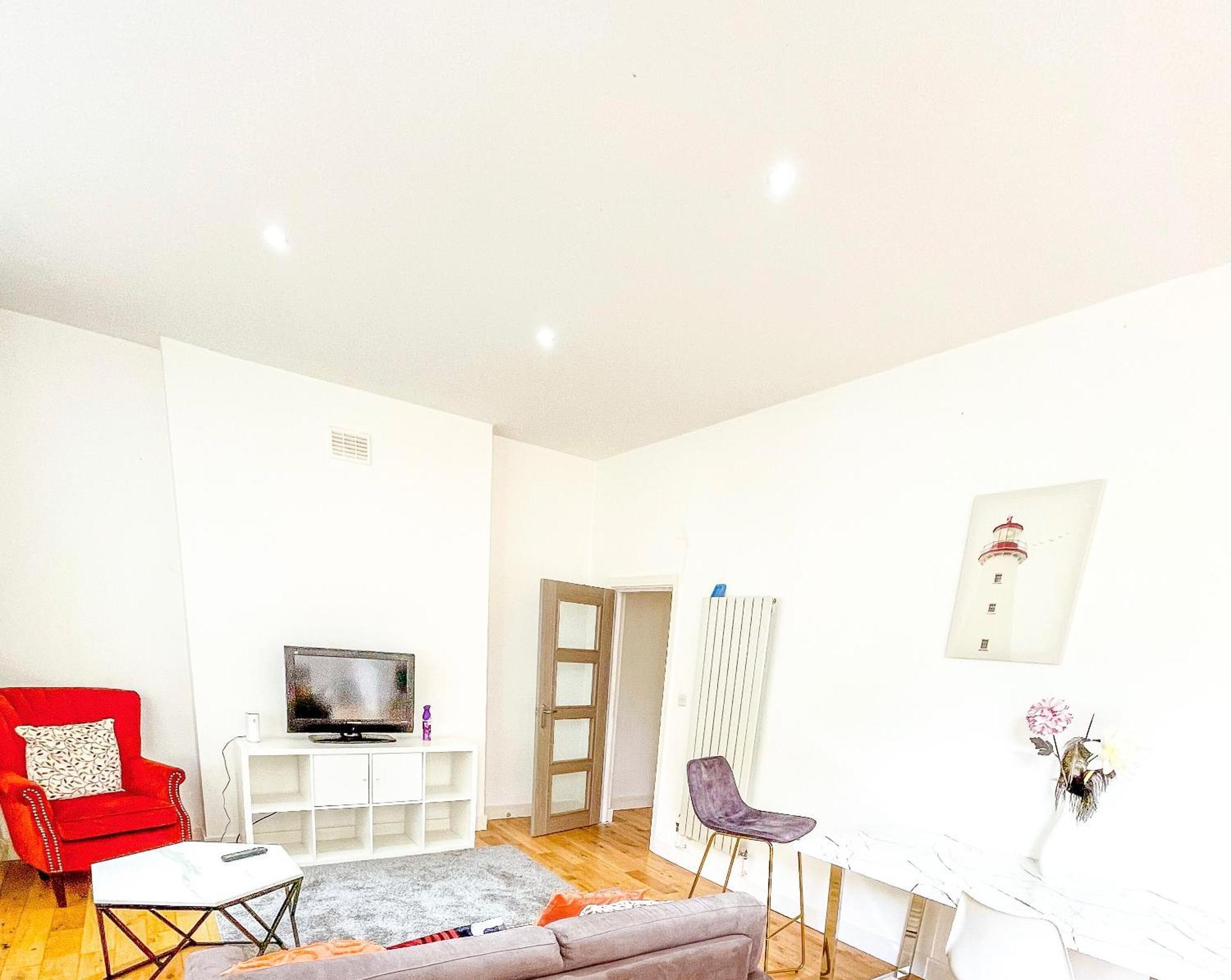 2-bed In Herbert Road * London