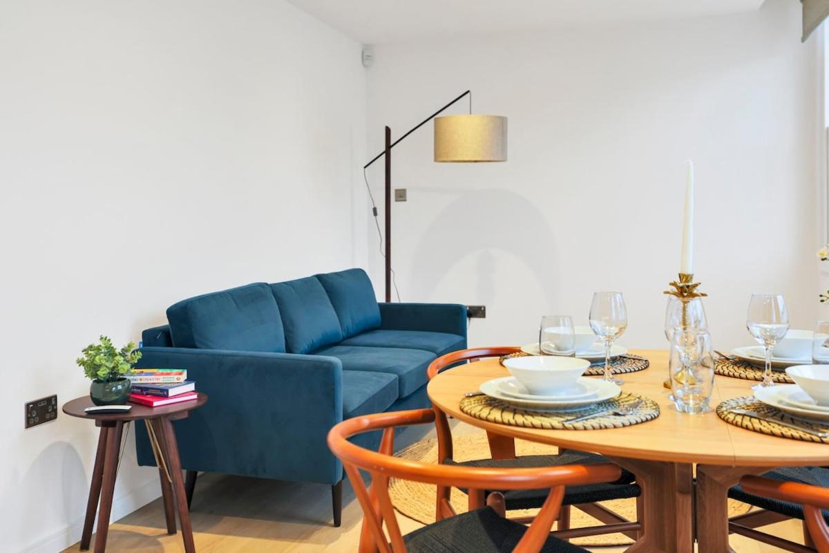 Kensington Luxury -2 Bedrooms 2 Baths London