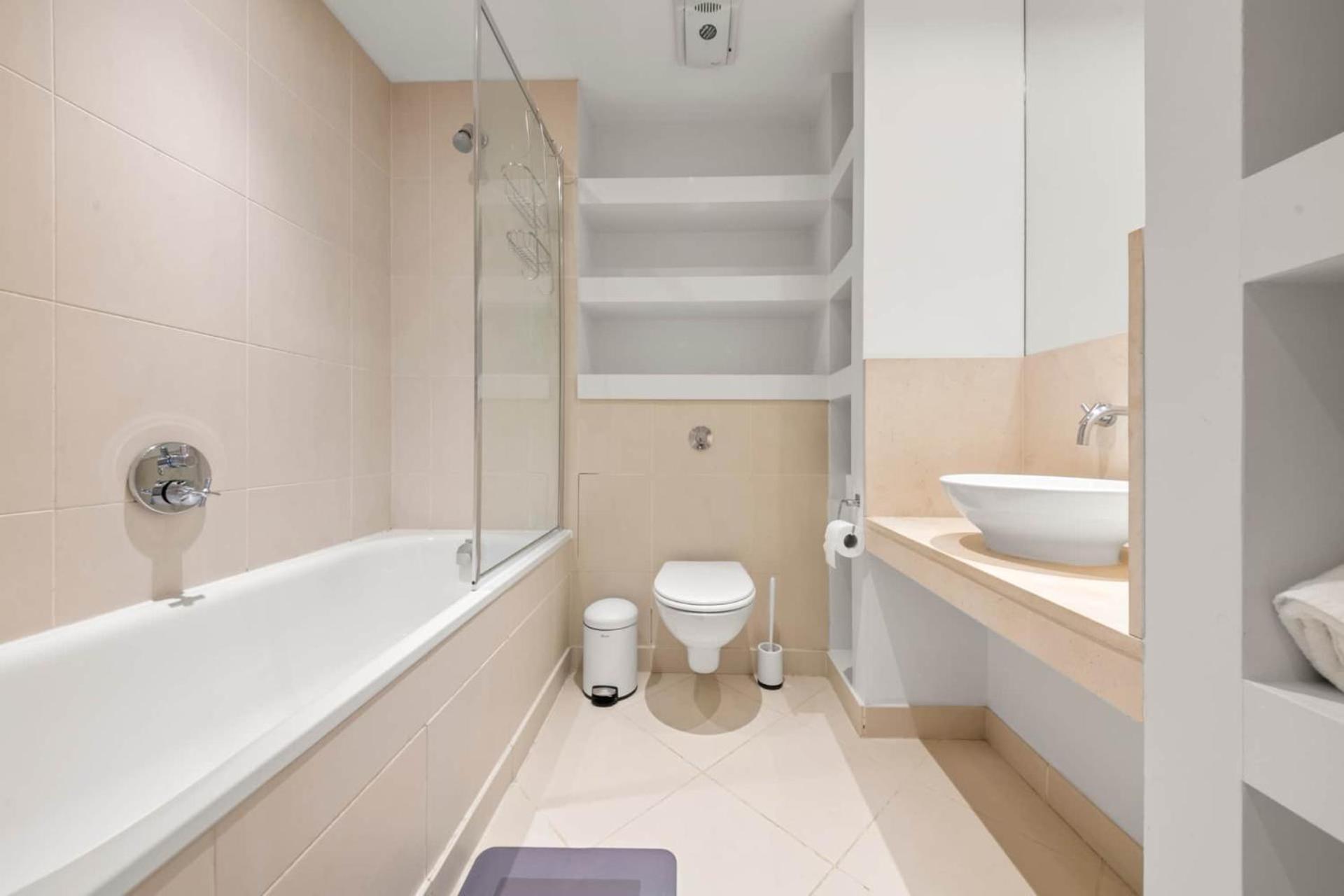 Londwell, Canary Wharf Boutique Balcony London