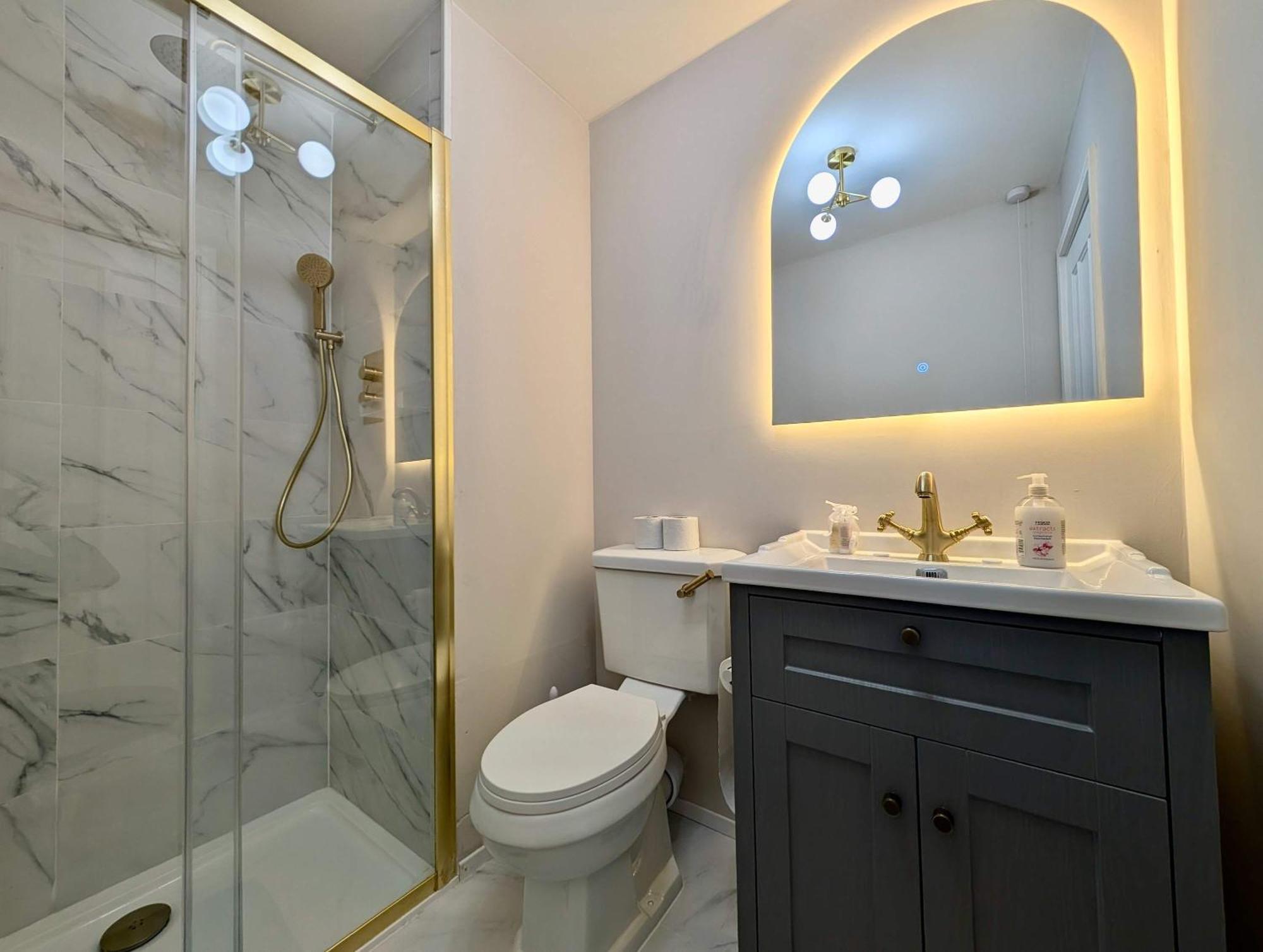 Stunning Flat In