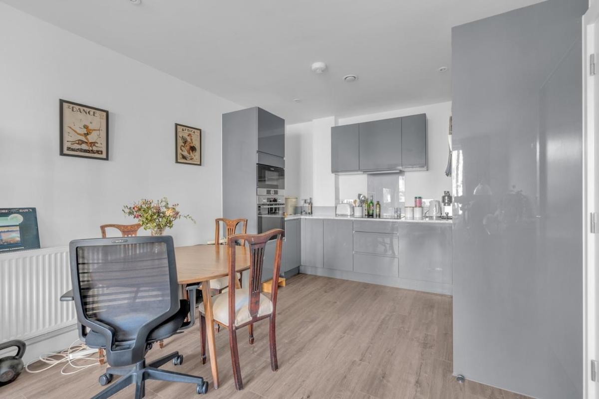 Brand New 1 Bed Flat In Sydenham With Balcony Apartment