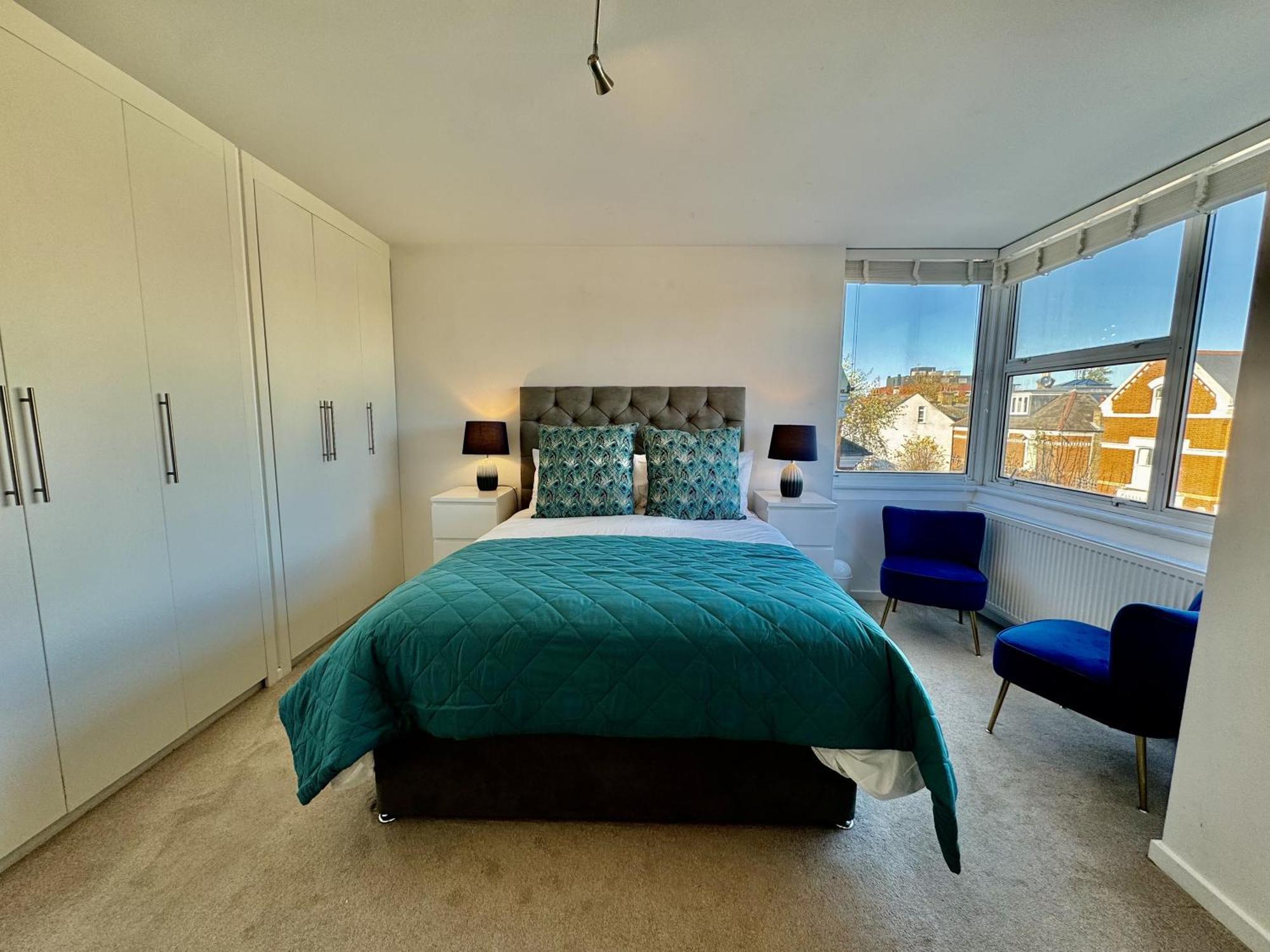 Bright In Putney Apartment *