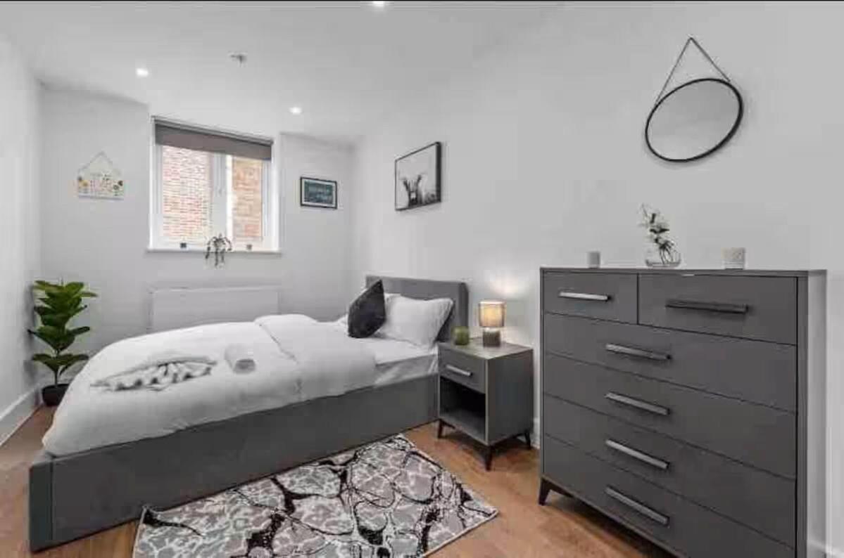 Appartement Sleep 6 Eye Victoria Vauxhall Wr4 *