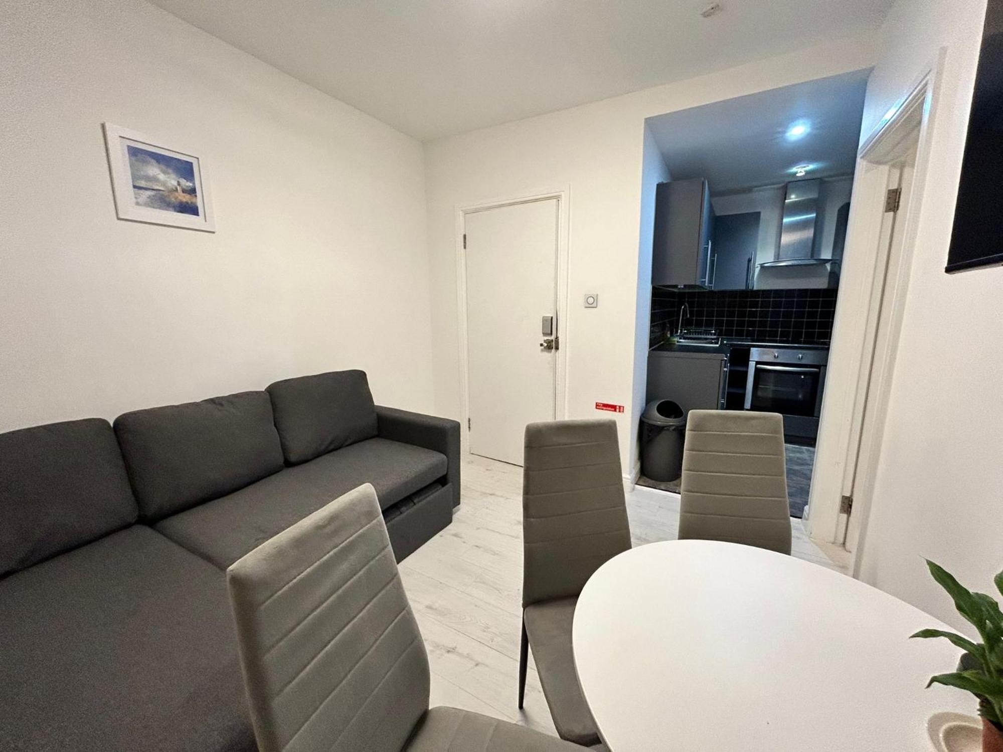 One Bedroom Flat Victoria Appartement