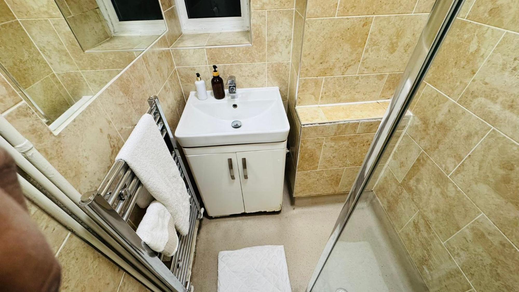 Homestay Alder House In Camden For 7 Guests