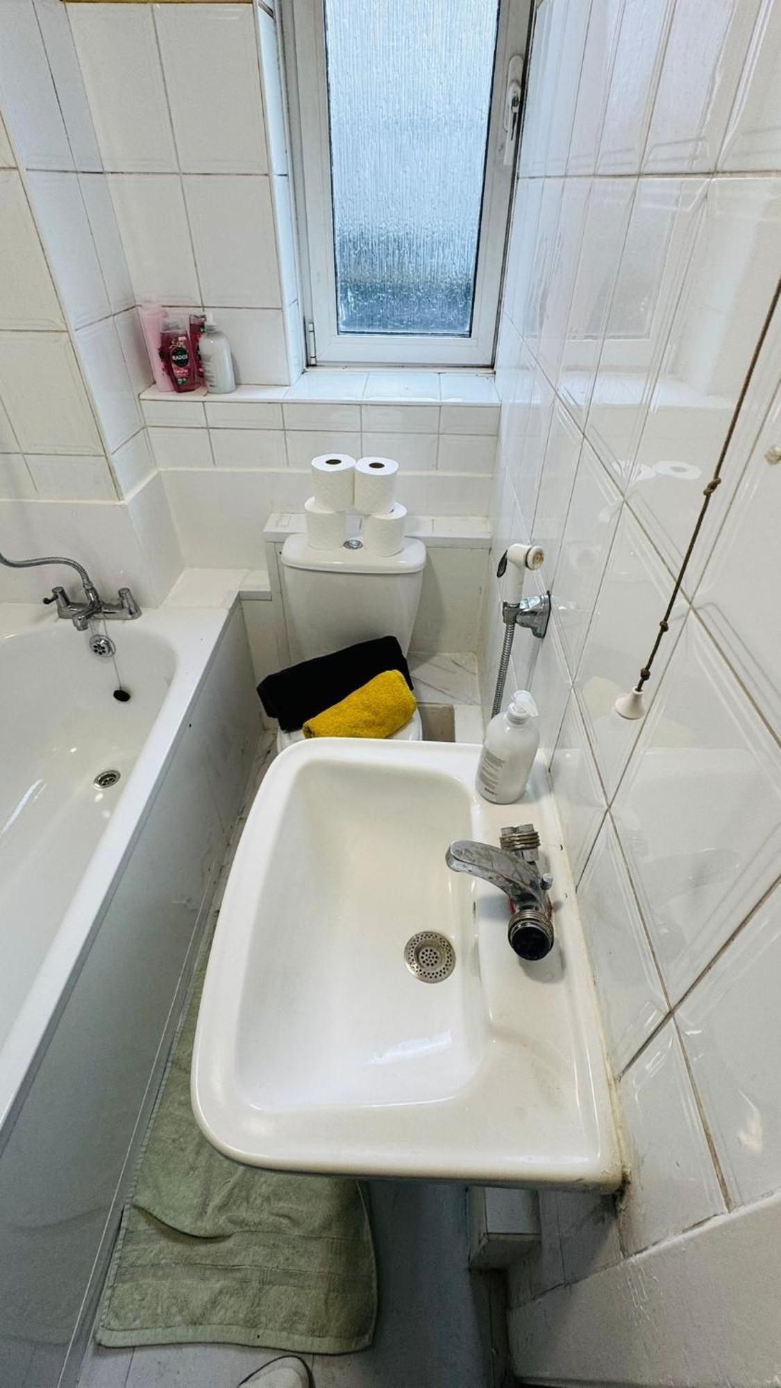 Edgware Road For 4 Guests * London