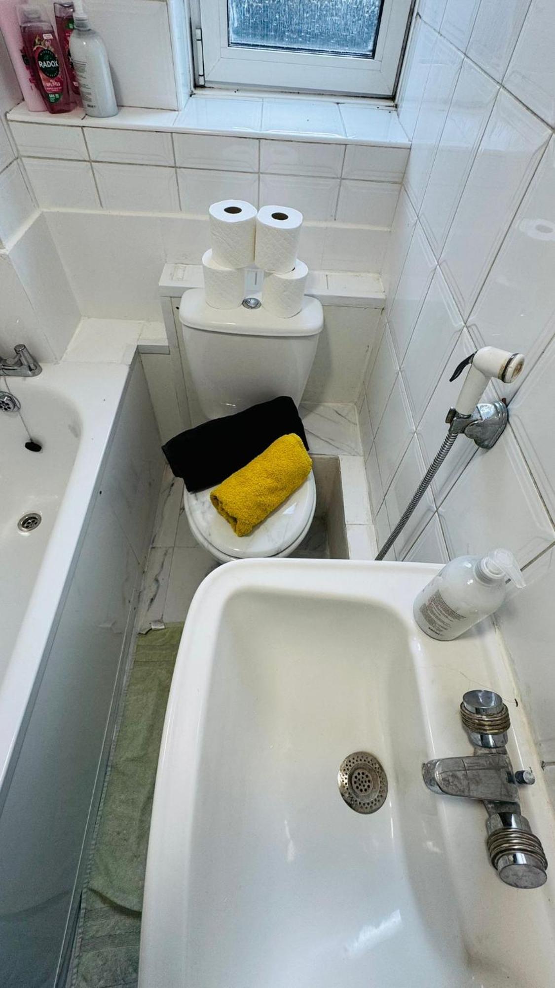 Edgware Road For 4 Guests *