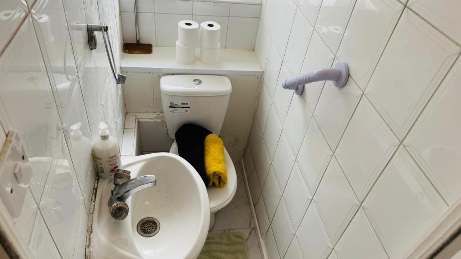 Edgware Road For 4 Guests London