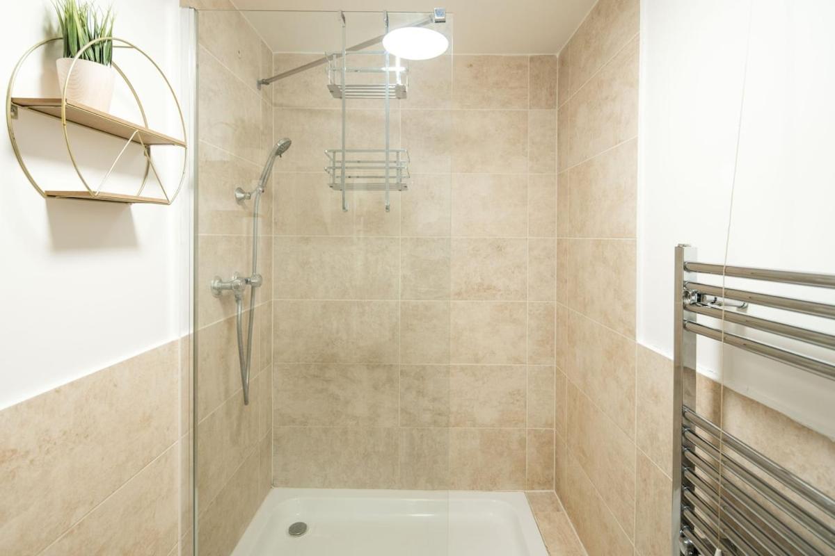 Modern 2-bed In Marble Arch Apartment *