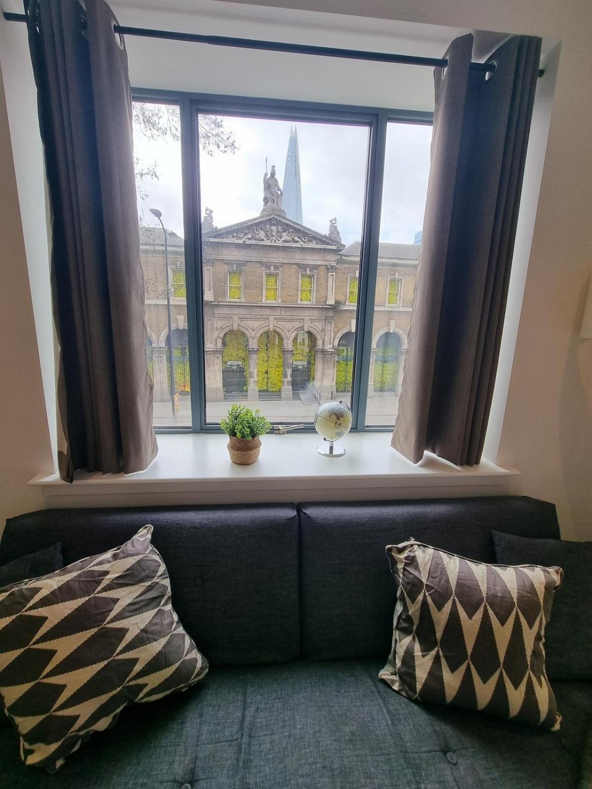 2bed Flat At Bridge With Shard Views & Lift