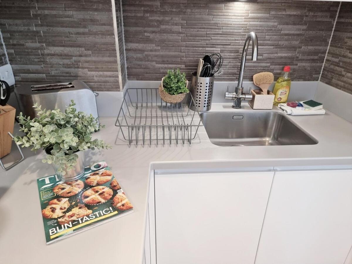 Apartment 2bed Flat At Bridge With Shard Views & Lift