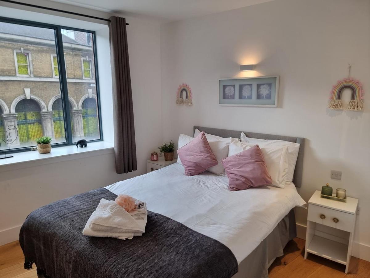 2bed Flat At Bridge With Shard Views & Lift Apartment *