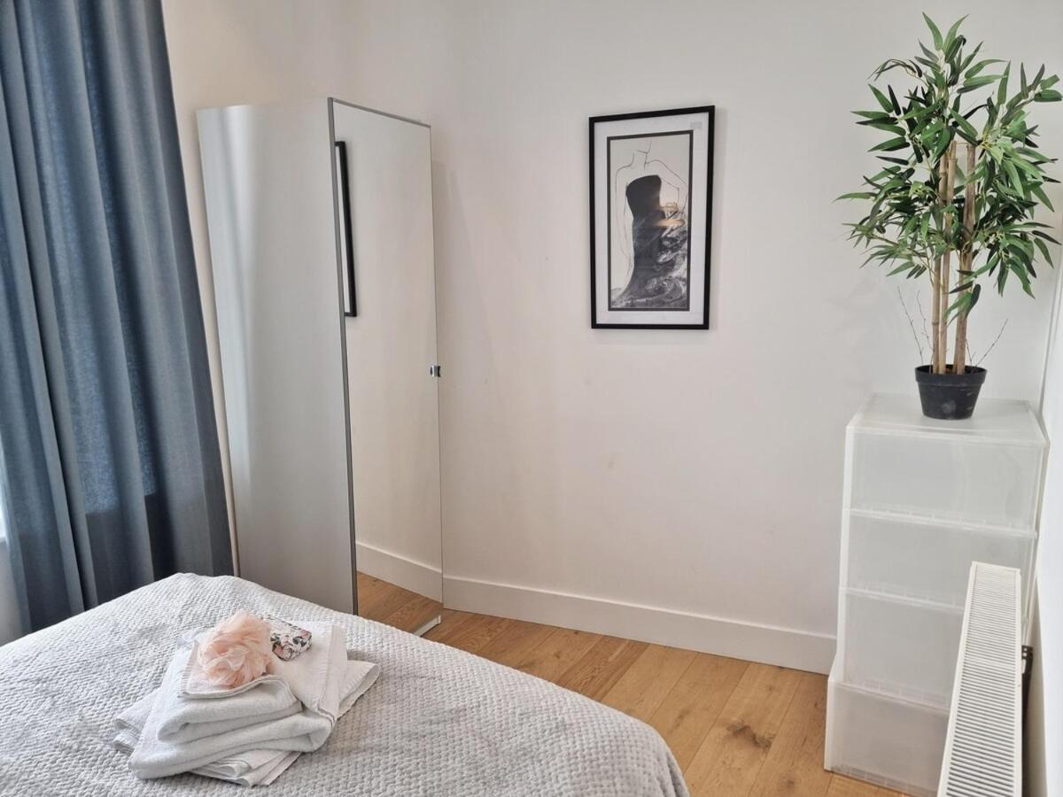 2bed Flat At Bridge With Shard Views & Lift