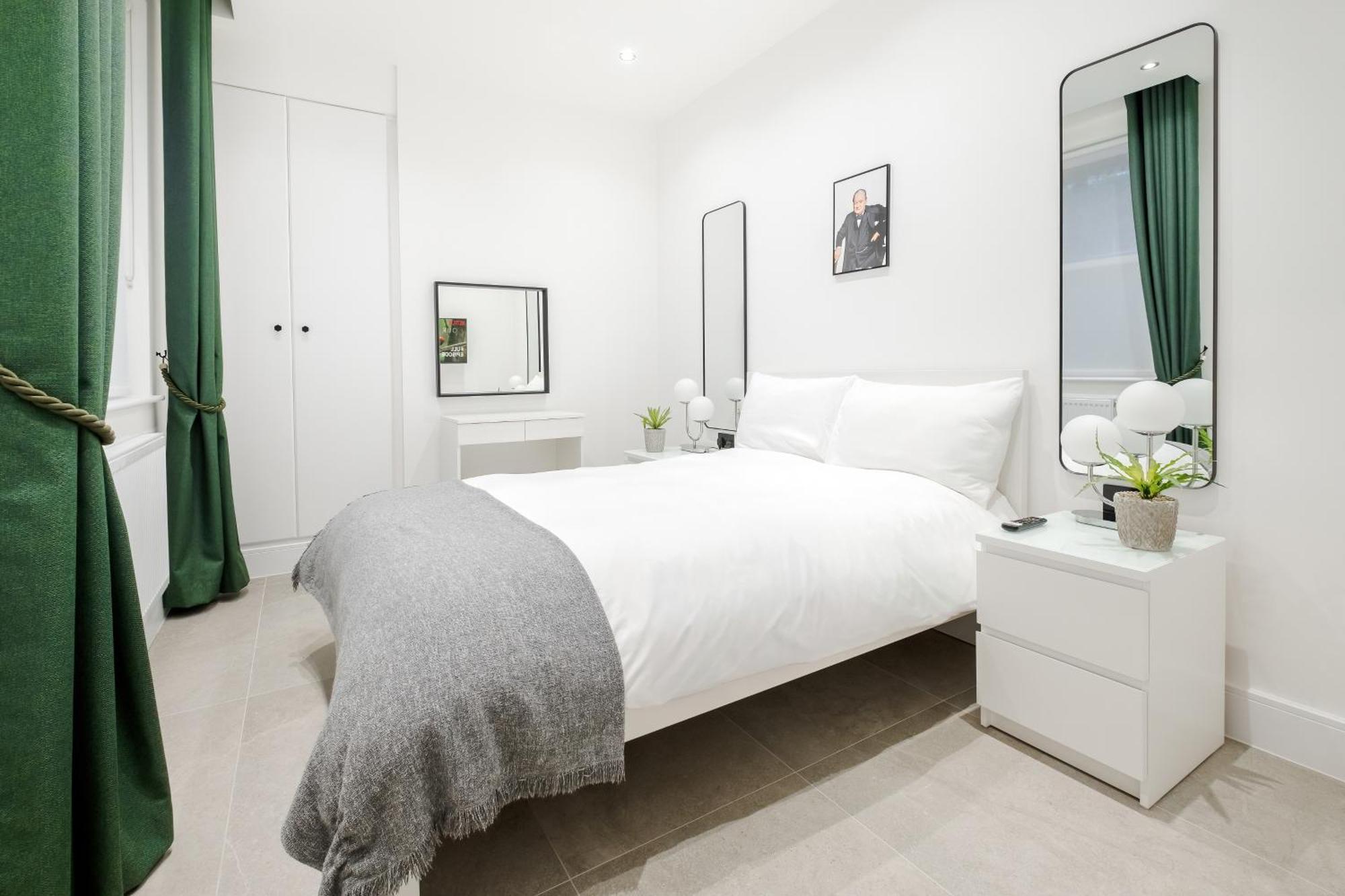 Holiday home Luxury 2 Bedroom In *