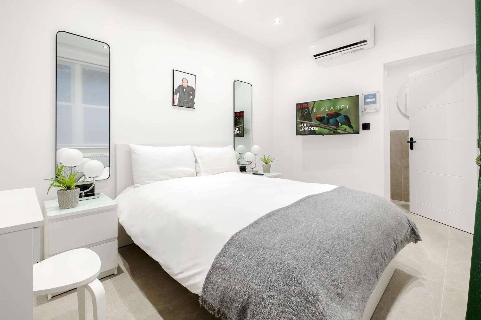 Holiday home Luxury 2 Bedroom In