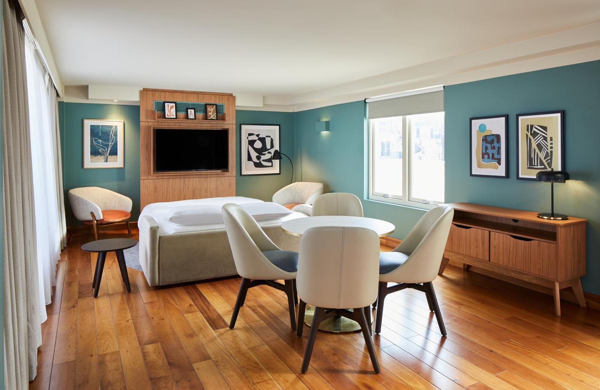 Master Farringdon Apartment