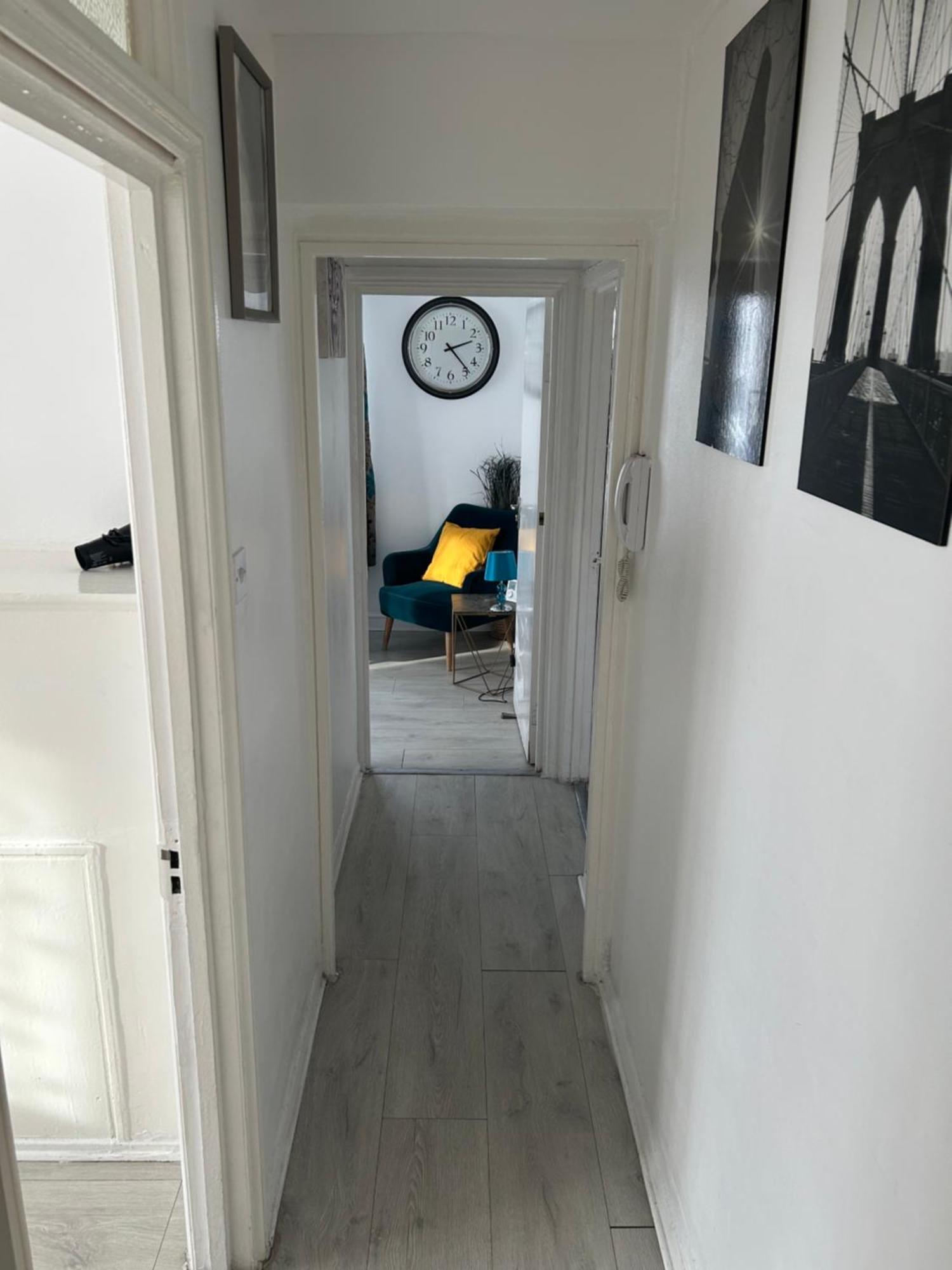 Apartment Cosy 2-bedroom Flat In Finsbury Park, Modern, Convenient & Close To London! *