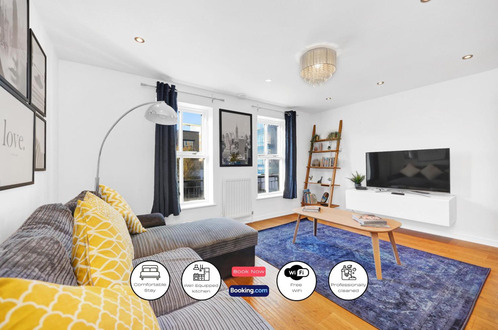 Lovely 3 Bedroom House Short Term & Flexible Renting Limehouse With Private Parking And Garden! Apartment London