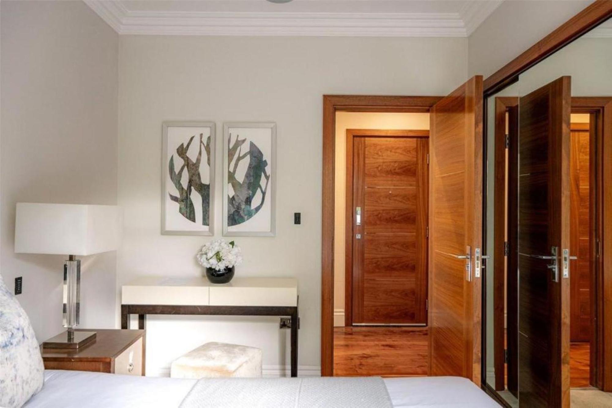 2 Million Pound Mayfair Penthouse * London