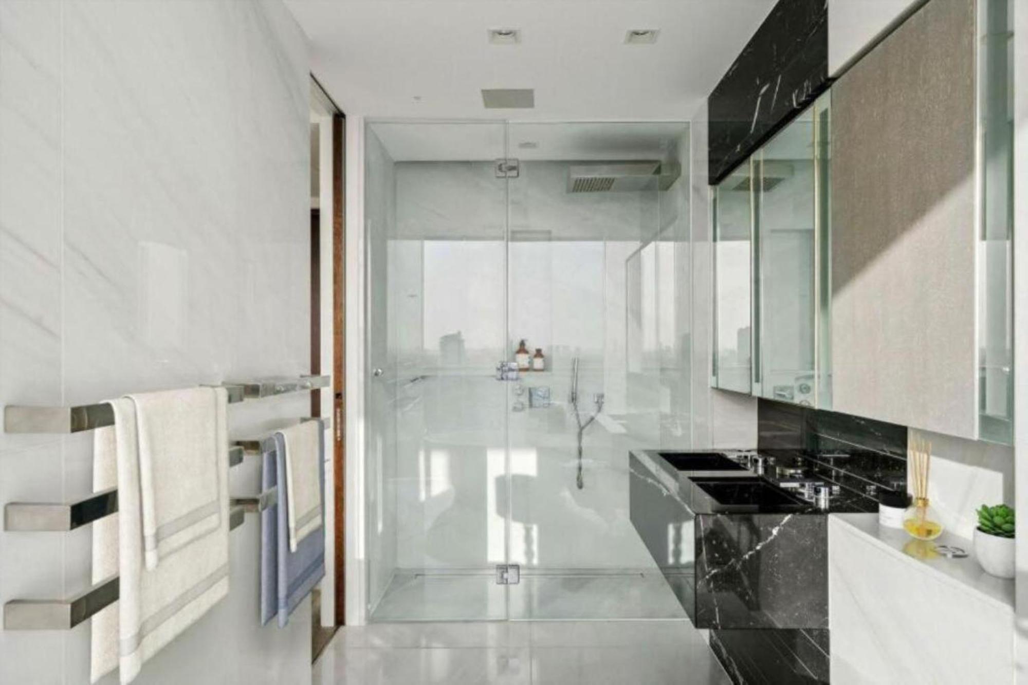 5 Million Pound Stunning Luxury Penthouse Tower Bridge Sleeps 8 Private Jacuzzi * Londen