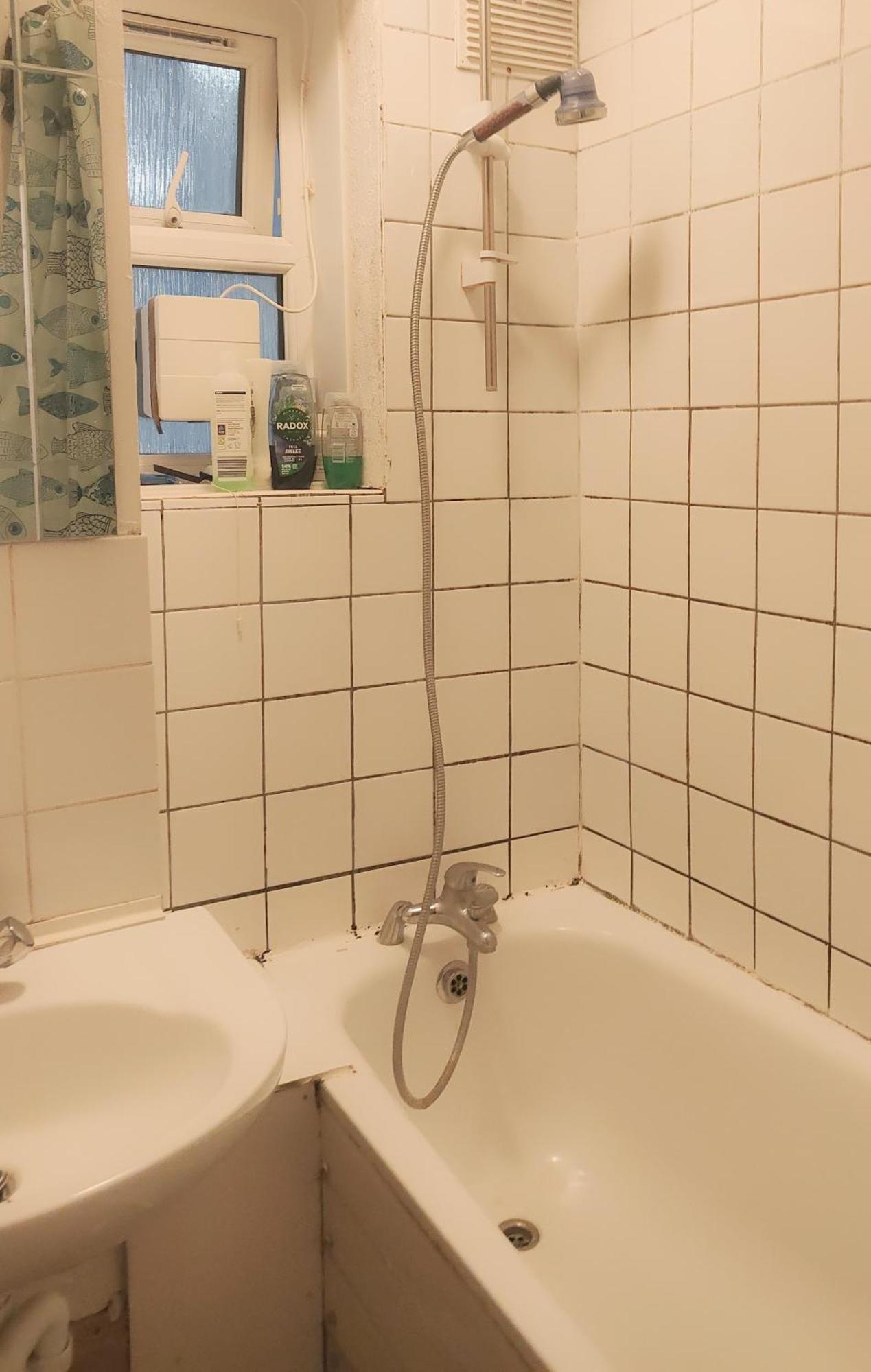 Spacious In Bed & Breakfast London