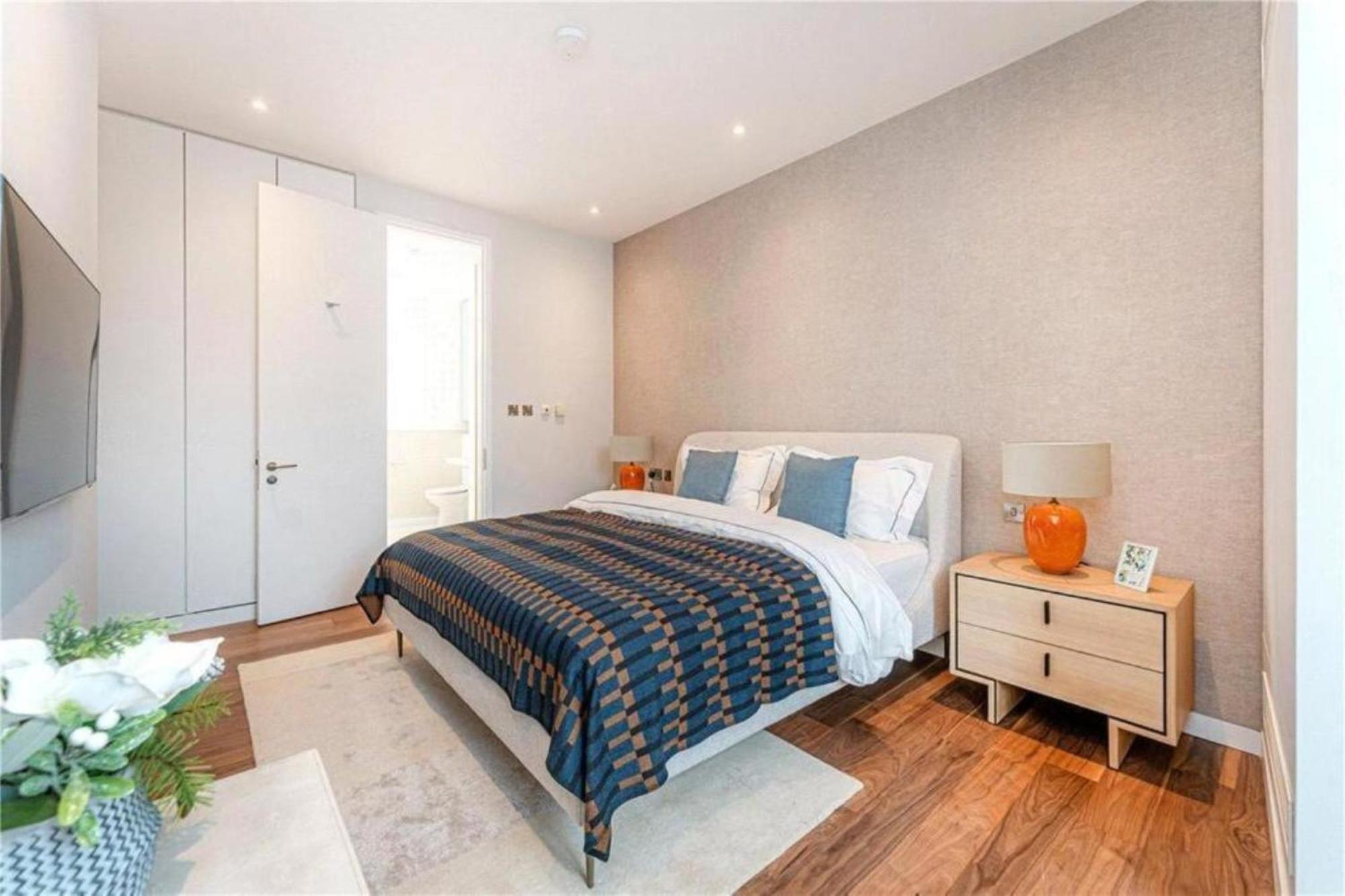 Bond Street Mayfair Penthouse * London