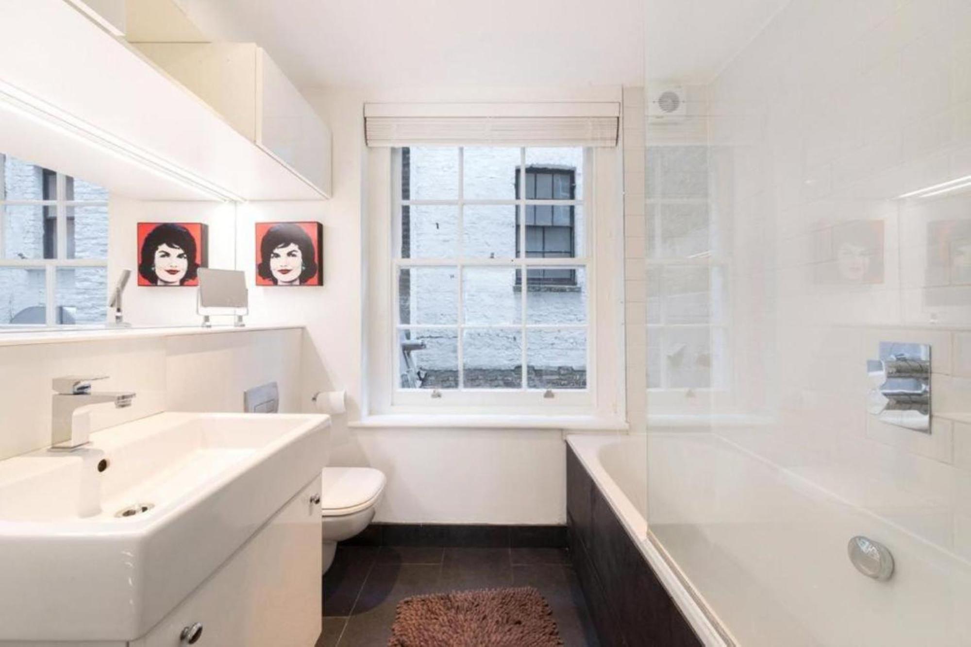 Mayfair Penthouse Location Sleeps 6 * London