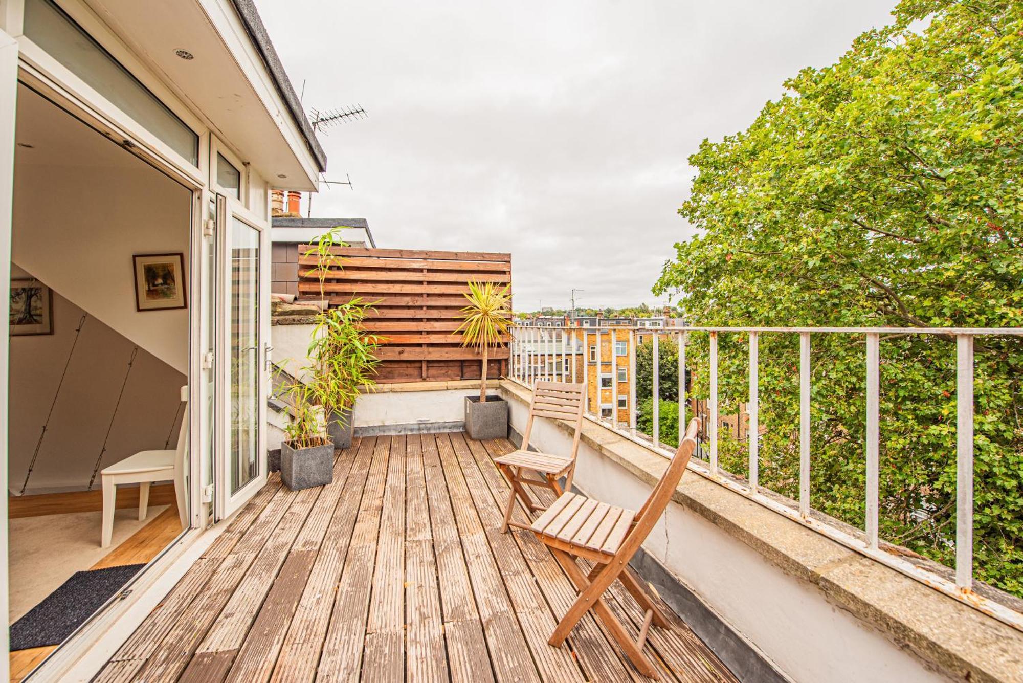 Stylish Flat Near Kensington With Spacious Balcony * London
