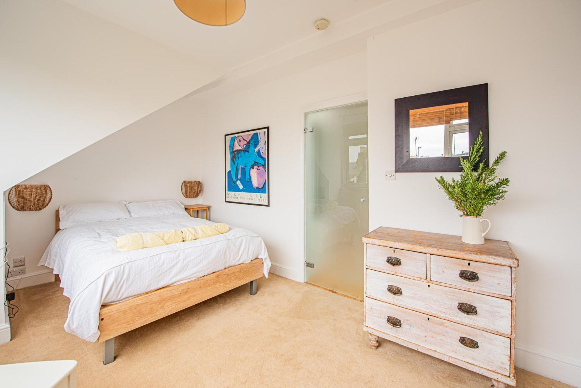 Apartment Stylish Flat Near Kensington With Spacious Balcony *