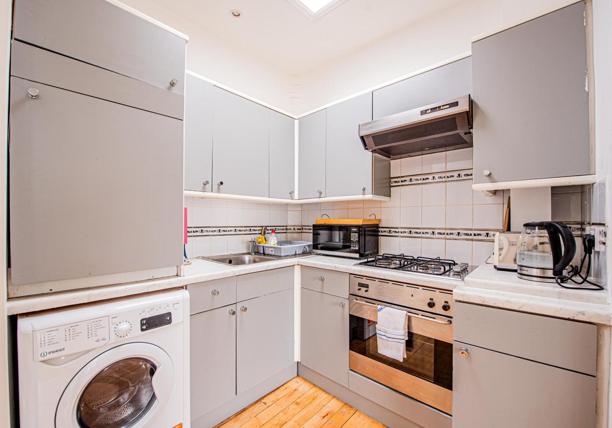 Stylish Flat Near Kensington With Spacious Balcony Apartment *