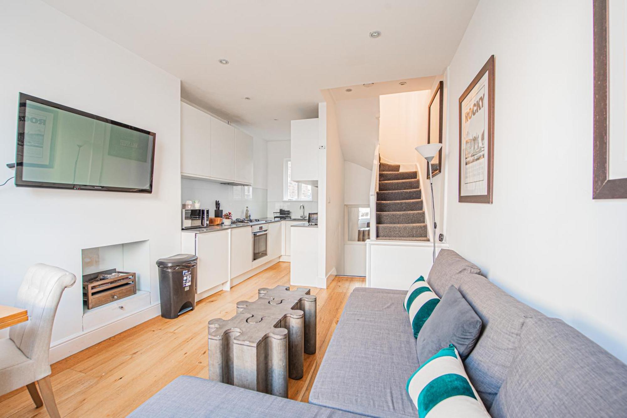 Charming 1-bed Next To Portobello & Notting Hill * Londen